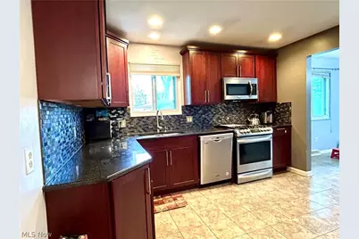 8945 Big Creek Parkway, Strongsville, OH 44149 - Photo 3