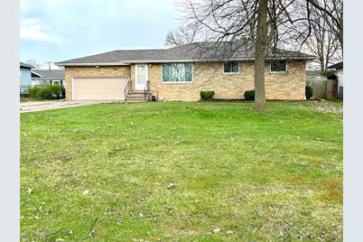 8945 Big Creek Parkway, Strongsville, OH 44149 - Photo 1