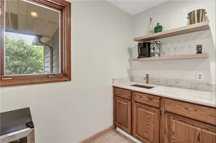 32078 Willow Cir, Avon Lake, OH 44012 - Photo 9