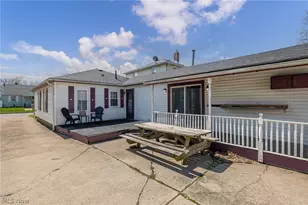 1020 W 19th St, Lorain, OH 44052 - Photo 5