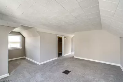 12013 Wayland Avenue, Loveland, OH 44111 - Photo 13