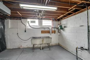 12013 Wayland Ave, Loveland, OH 44111 - Photo 17