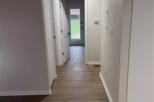 122 Royal Crest Dr, Seville, OH 44273 - Photo 5