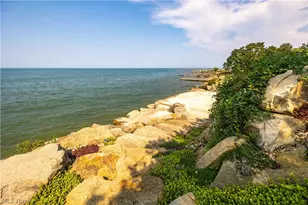 4247 E Lake Rd, Sheffield Lake, OH 44054 - Photo 45