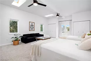 4247 E Lake Rd, Sheffield Lake, OH 44054 - Photo 23