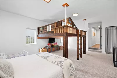 4247 E Lake Road, Sheffield Lake, OH 44054 - Photo 21