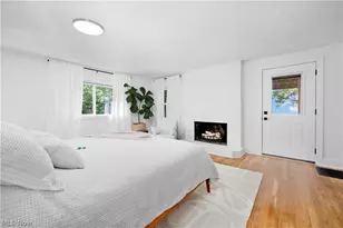 4247 E Lake Rd, Sheffield Lake, OH 44054 - Photo 15