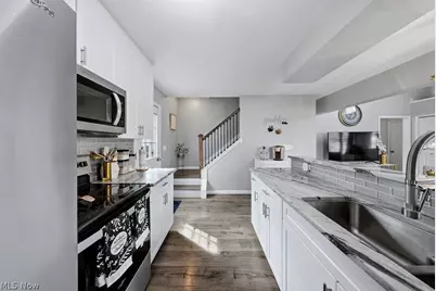 1833 Hobbits Way, Brunswick, OH 44212 - Photo 21