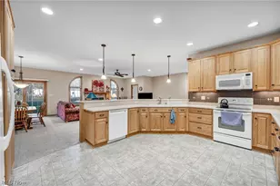 174 Circle Dr, Doylestown, OH 44230 - Photo 15