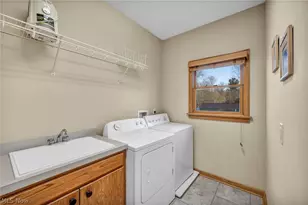 174 Circle Dr, Doylestown, OH 44230 - Photo 41