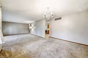 6183 Worthington Ln, Mentor, OH 44060 - Photo 9