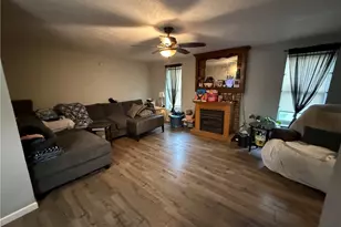 140 School St, Elyria, OH 44035 - Photo 3