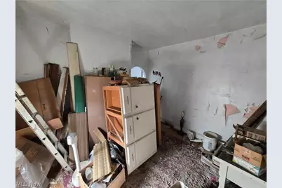 2021 Commercial Street, Mingo Junction, OH 43938 - Photo 5