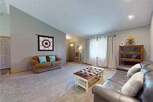 10415 Penniman Dr, Chardon, OH 44024 - Photo 3