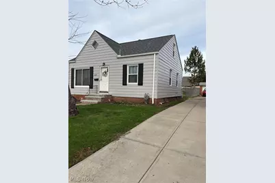 5271 W 49th Street, Parma, OH 44134 - Photo 3