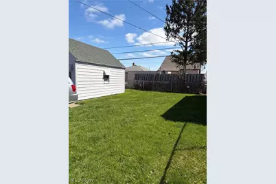 5271 W 49th Street, Parma, OH 44134 - Photo 5