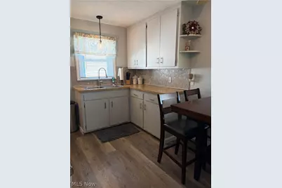 5271 W 49th Street, Parma, OH 44134 - Photo 7