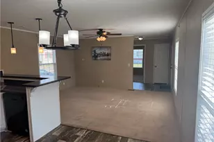 202 W Main St, Conneaut, OH 44030 - Photo 3