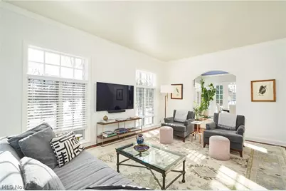 2242 Rock Creek N, Akron, OH 44333 - Photo 9