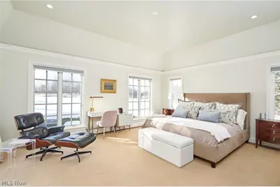 2242 Rock Creek N, Akron, OH 44333 - Photo 19