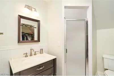 2242 Rock Creek N, Akron, OH 44333 - Photo 29