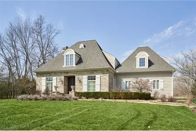 2242 Rock Creek N, Akron, OH 44333 - Photo 1