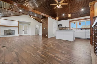 801 Westview Drive, Belpre, OH 45714 - Photo 11