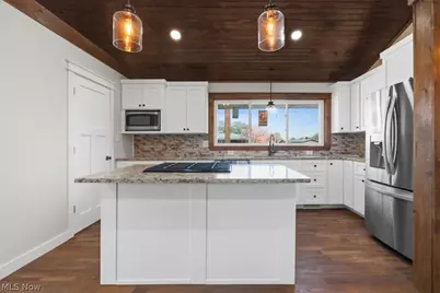 801 Westview Drive, Belpre, OH 45714 - Photo 15