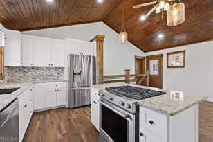 801 Westview Dr, Belpre, OH 45714 - Photo 13