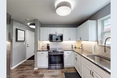 361 S Firestone Boulevard, Akron, OH 44301 - Photo 11