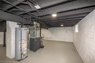 353 S Prospect St, Medina, OH 44256 - Photo 15