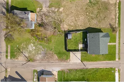 1415 2nd Street NE, Canton, OH 44704 - Photo 3