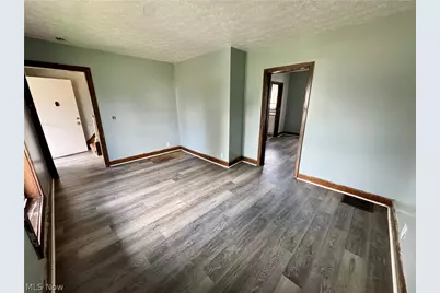 1217 Shriver Avenue NE, Canton, OH 44705 - Photo 23