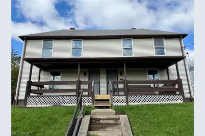 1217 Shriver Avenue NE, Canton, OH 44705 - Photo 1