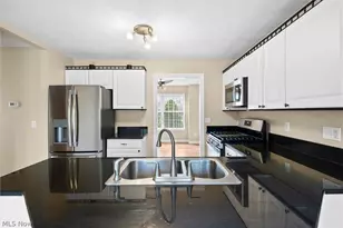 94 Bowhall Rd, Painesville Twp, OH 44077 - Photo 15