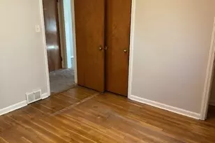 5857 W 54th St, Parma, OH 44129 - Photo 7