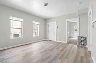 255 Cross St, Akron, OH 44311 - Photo 5