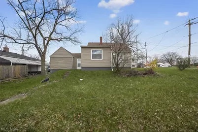 17208 Lipton Avenue, Loveland, OH 44128 - Photo 23
