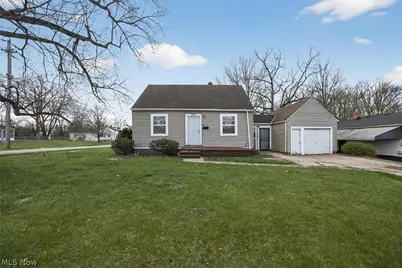 17208 Lipton Avenue, Loveland, OH 44128 - Photo 1