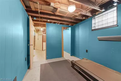 829 Indian Trail, Akron, OH 44314 - Photo 27