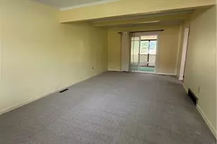 3 Woodland Dr, Vienna, WV 26105 - Photo 5