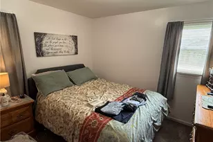 442 W 44th St, Shadyside, OH 43947 - Photo 5