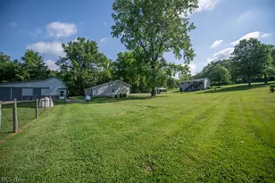 8334 Bailey Rd NE, Mineral City, OH 44656 - Photo 7
