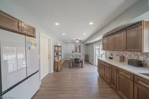 10396 Dewhurst Rd, Elyria, OH 44035 - Photo 9