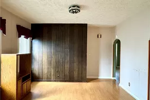 1011 Adams St, Coshocton, OH 43812 - Photo 7