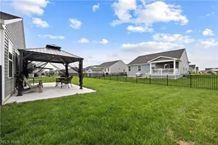 639 Apple Rdg Dr, Elyria, OH 44035 - Photo 29