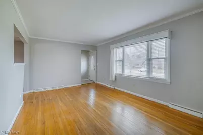 1211 Manitoulin Pike, Brunswick, OH 44212 - Photo 3