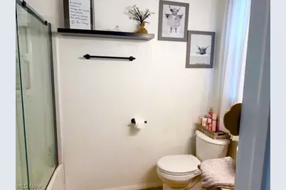 70090 Main Street, St Clairsville, OH 43950 - Photo 5