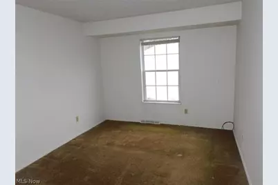 8027 Independence Drive, Mentor, OH 44060 - Photo 9