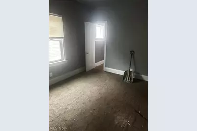 11709 Lenacrave Avenue, Loveland, OH 44105 - Photo 21